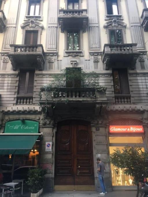 Apartment With Terrace In Central Milano Eksteriør billede